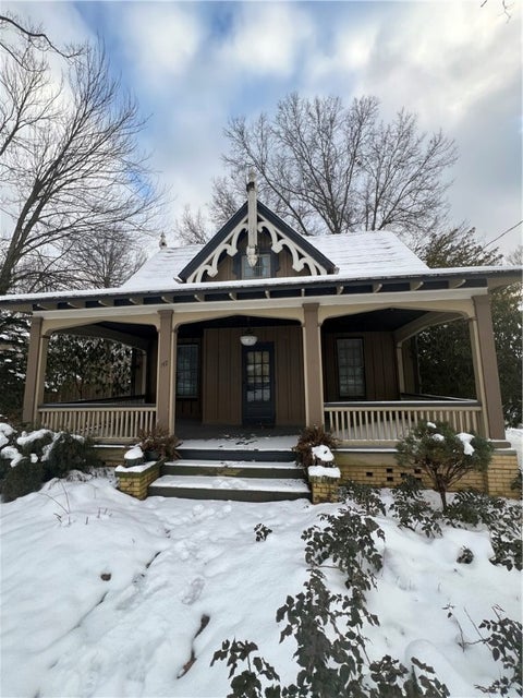 Photo for 147 W Market St