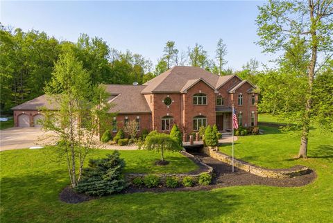 1653 Chapel Ridge Adams Twp PA 16046