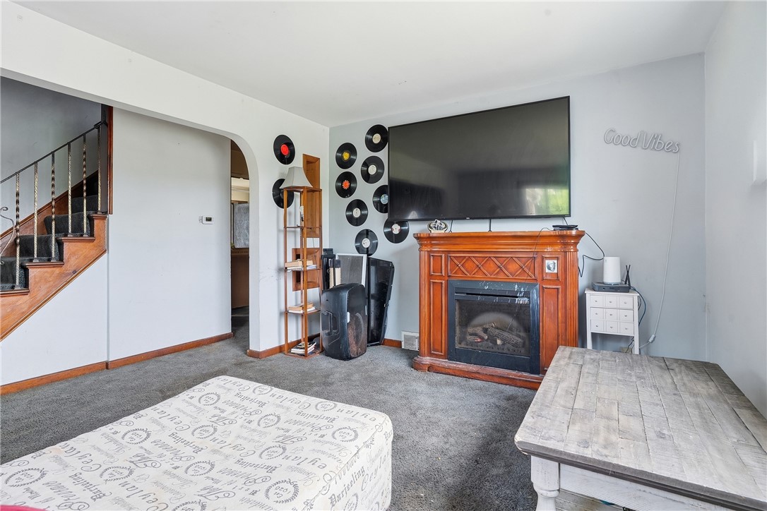 1803 Iowa Ave