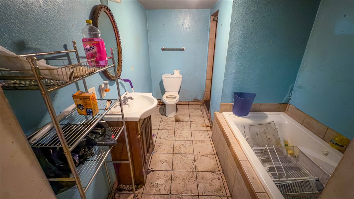 2626 Oneida Valley Rd