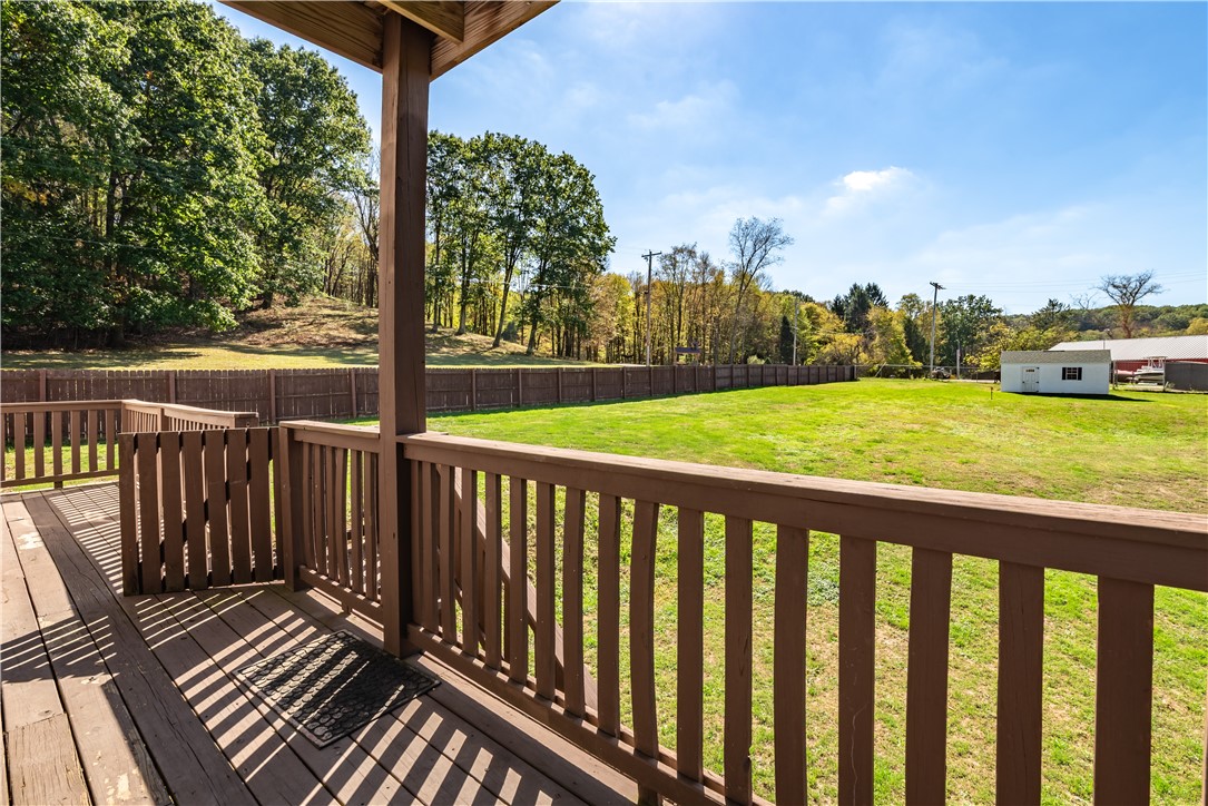 Clay Twp, Pennsylvania 16061, United States, 4 Bedrooms Bedrooms, ,4 BathroomsBathrooms,Residential,Active,222427