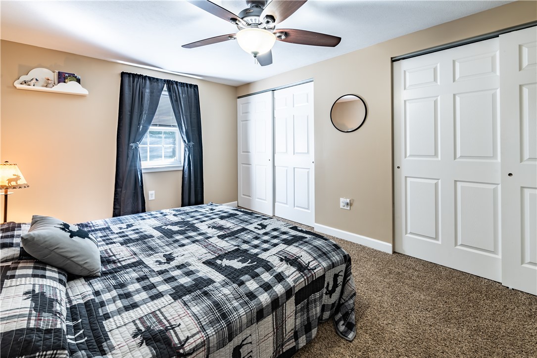 Clay Twp, Pennsylvania 16061, United States, 4 Bedrooms Bedrooms, ,4 BathroomsBathrooms,Residential,Active,222427