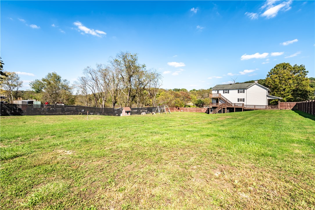 Clay Twp, Pennsylvania 16061, United States, 4 Bedrooms Bedrooms, ,4 BathroomsBathrooms,Residential,Active,222427
