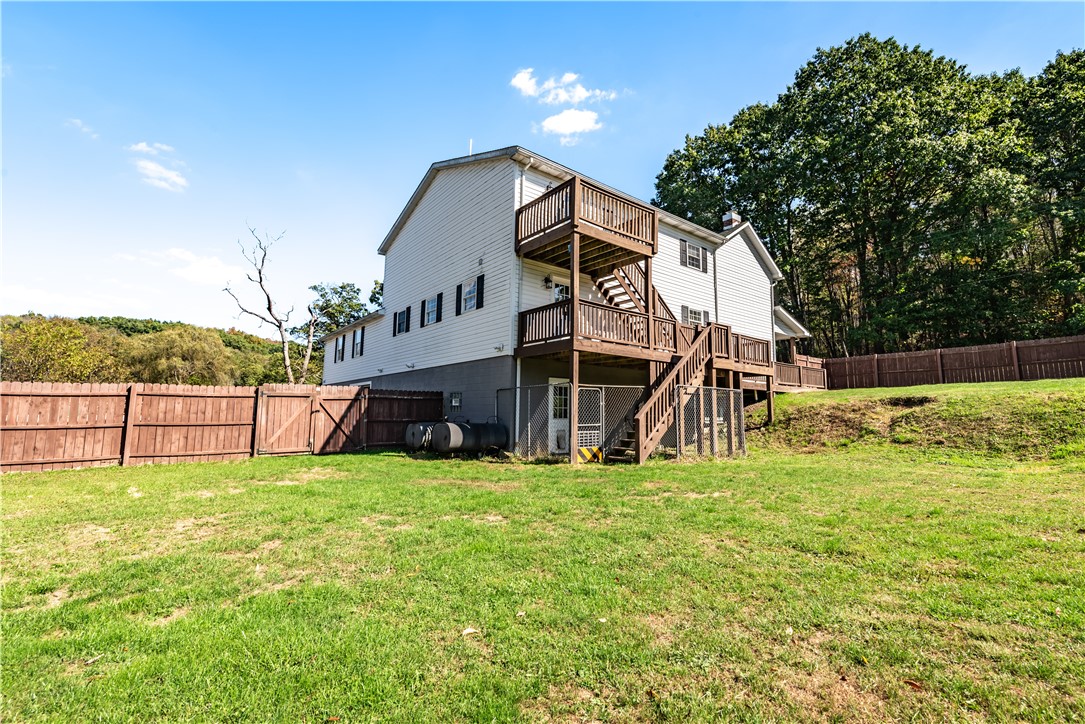 Clay Twp, Pennsylvania 16061, United States, 4 Bedrooms Bedrooms, ,4 BathroomsBathrooms,Residential,Active,222427