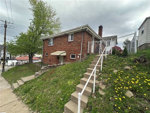 Photo of 900 State Ave, Coraopolis, PA 15108 (MLS # 1748752)