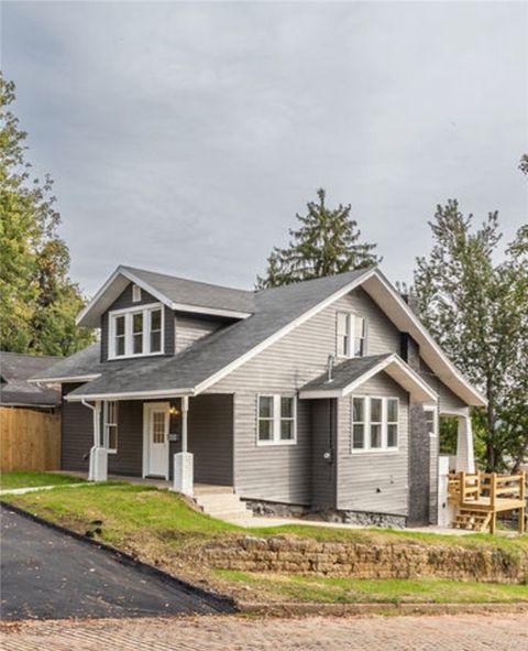 Homes For Sale - 156 S Ninth Street<br/> Fayette County, Connellsville, PA 15425