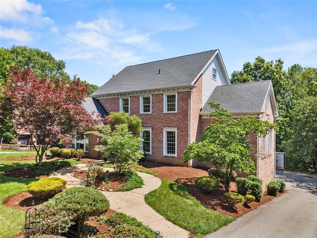 1526 Allison Dr