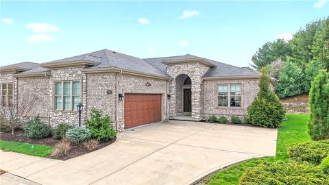 219 Lucca Ln Upper St Clair PA 15241