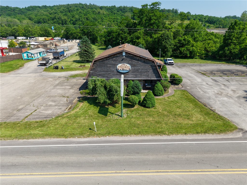 Photo 1 of 34 — 670 Pike St, Meadowlands, PA 15347