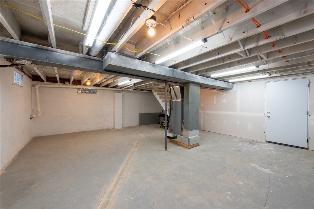 Allegheny Twp, Pennsylvania 15656, United States, 2 Bedrooms Bedrooms, ,1 BathroomBathrooms,Residential,Active,256342