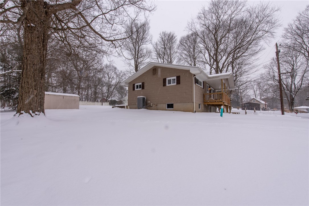 Allegheny Twp, Pennsylvania 15656, United States, 2 Bedrooms Bedrooms, ,1 BathroomBathrooms,Residential,Active,256342