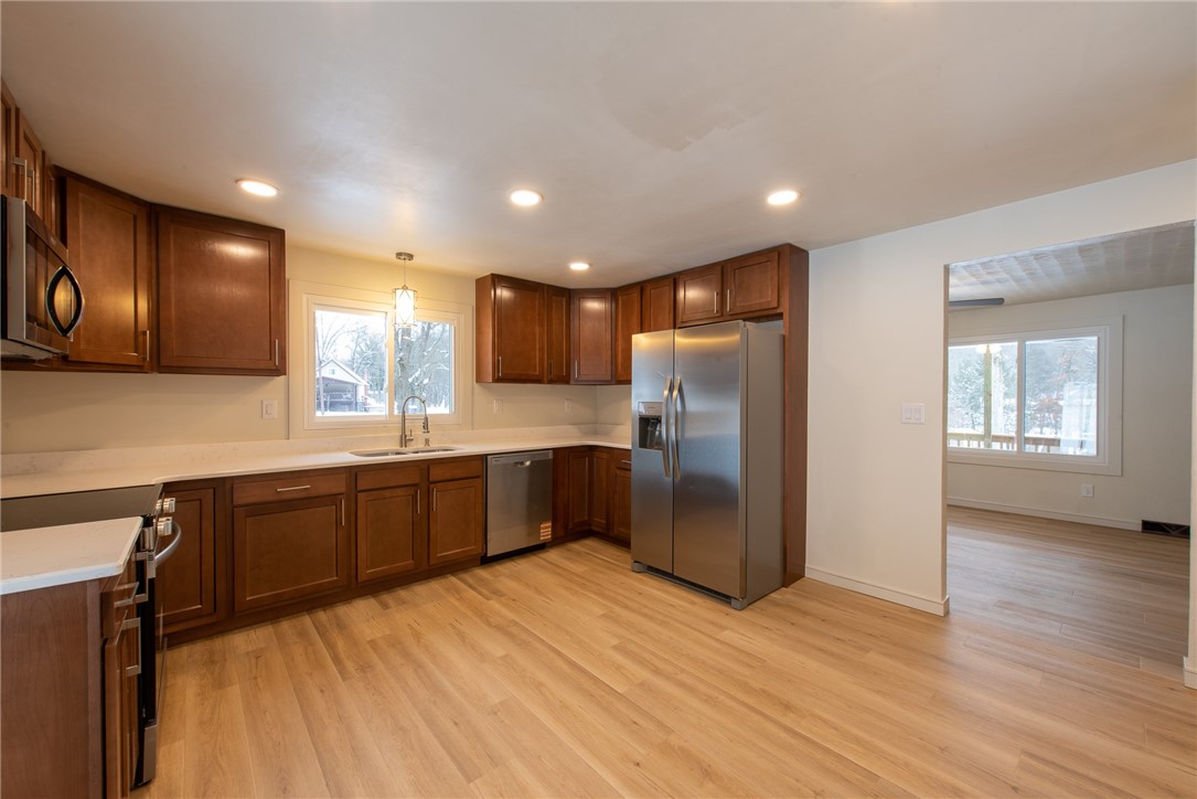 Allegheny Twp, Pennsylvania 15656, United States, 2 Bedrooms Bedrooms, ,1 BathroomBathrooms,Residential,Active,256342