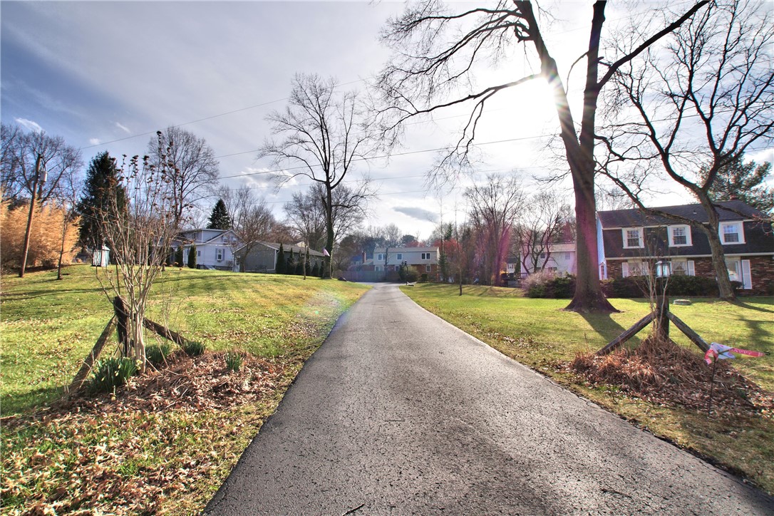 2369 Harrow Rd