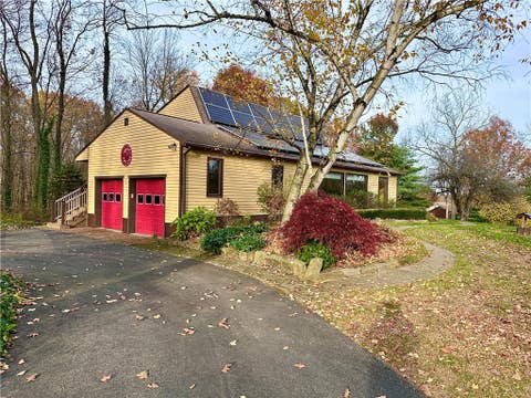 Photo for 155 Cowden Rd