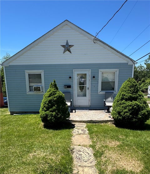 Photo of 1001 Alexander Ave, Monessen, PA 15062 (MLS # 1759564)