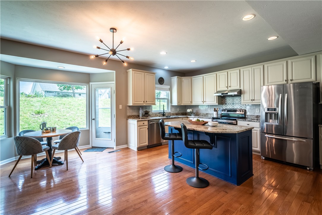 Pine Twp, Pennsylvania 15090, United States, 5 Bedrooms Bedrooms, ,4 BathroomsBathrooms,Residential,Active,169276