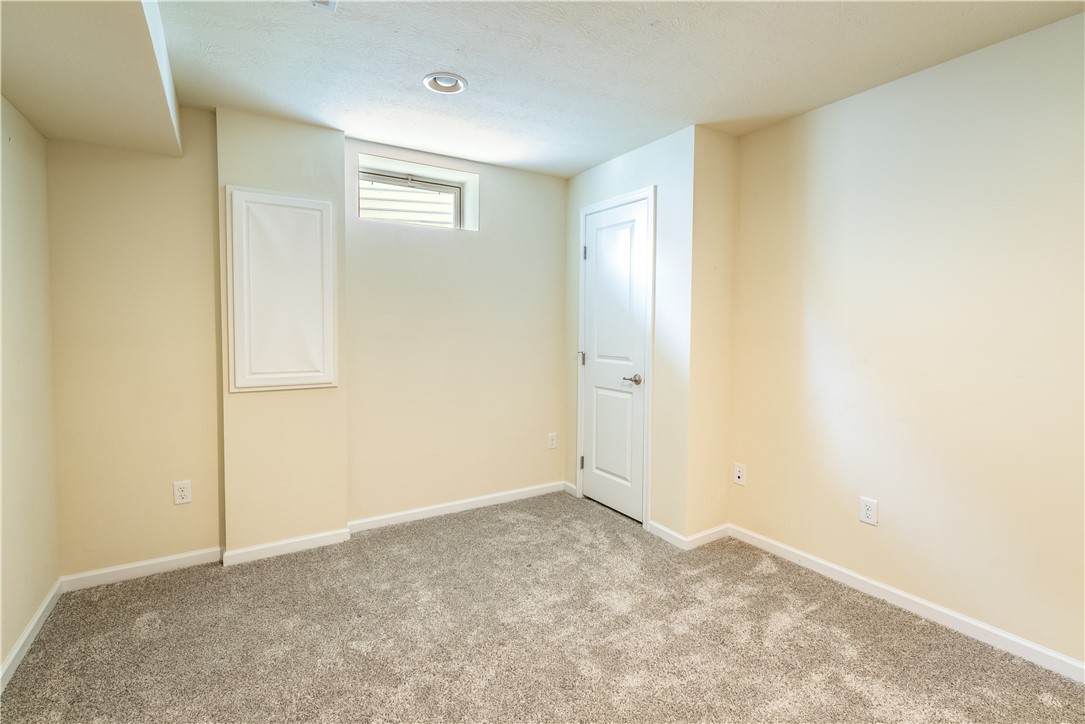 Pine Twp, Pennsylvania 15090, United States, 5 Bedrooms Bedrooms, ,4 BathroomsBathrooms,Residential,Active,169276