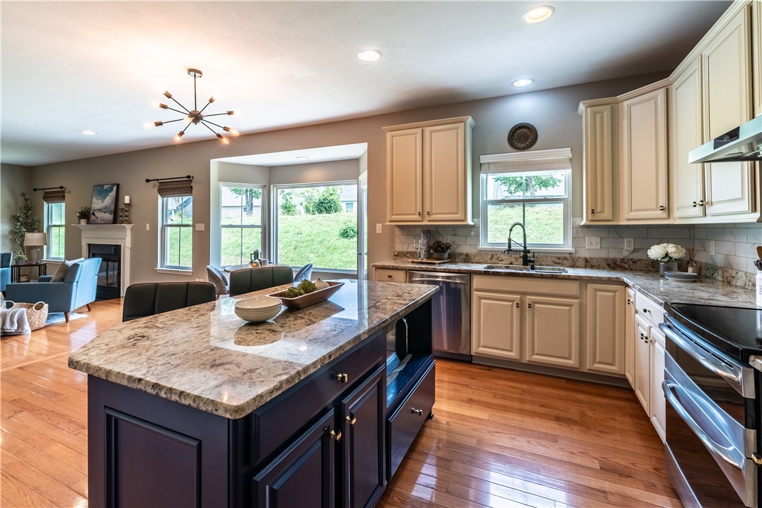 Pine Twp, Pennsylvania 15090, United States, 5 Bedrooms Bedrooms, ,4 BathroomsBathrooms,Residential,Active,169276