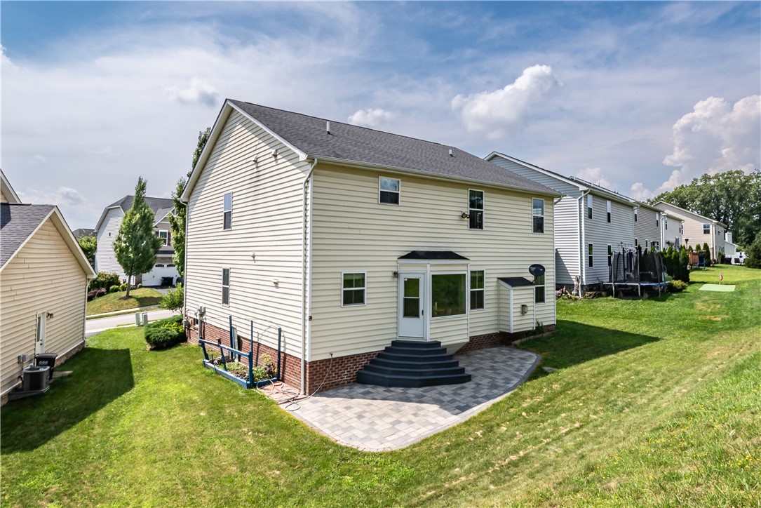 Pine Twp, Pennsylvania 15090, United States, 5 Bedrooms Bedrooms, ,4 BathroomsBathrooms,Residential,Active,169276