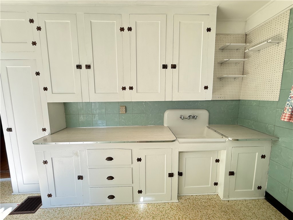 Greenville Boro, Pennsylvania 16125, United States, 2 Bedrooms Bedrooms, ,1 BathroomBathrooms,Residential,Active,212062