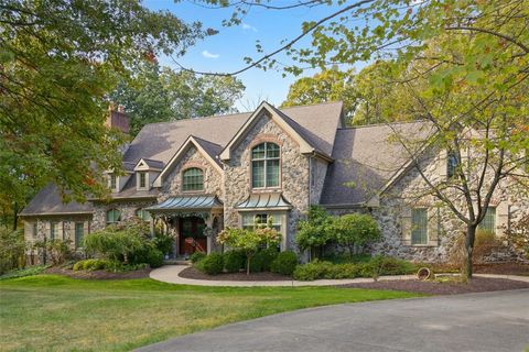 Photo of 1607 Fieldstone Ln, Sewickley, PA 15143 (MLS # 1732990)