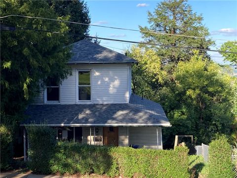 Photo of 722 Herschel St, Pittsburgh, PA 15220 (MLS # 1725575)