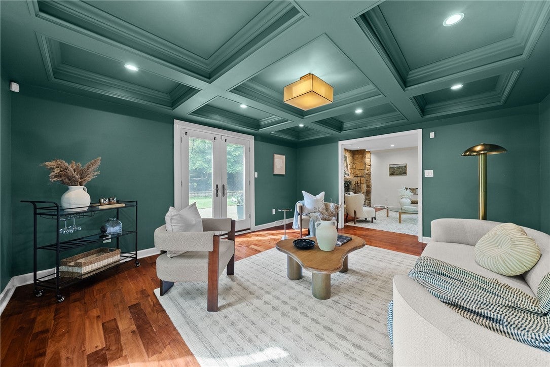 6220 Mellon Park Ct