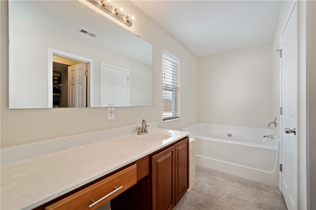 Jefferson Hills, Pennsylvania 15025, United States, 3 Bedrooms Bedrooms, ,2 BathroomsBathrooms,Residential,Contingent,12296