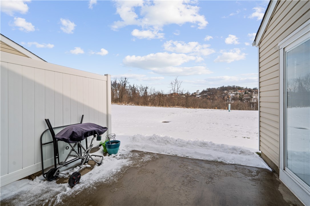 Jefferson Hills, Pennsylvania 15025, United States, 3 Bedrooms Bedrooms, ,2 BathroomsBathrooms,Residential,Contingent,12296