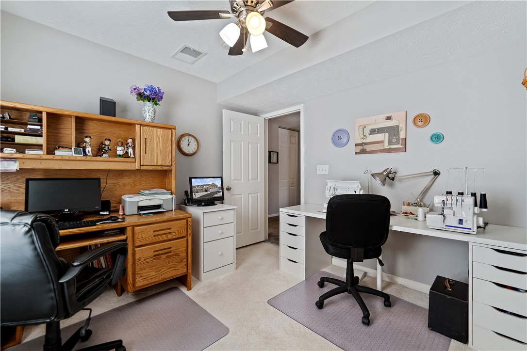 Jefferson Hills, Pennsylvania 15025, United States, 3 Bedrooms Bedrooms, ,2 BathroomsBathrooms,Residential,Contingent,12296