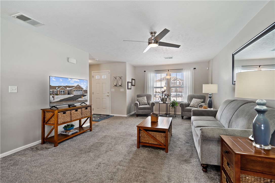 Jefferson Hills, Pennsylvania 15025, United States, 3 Bedrooms Bedrooms, ,2 BathroomsBathrooms,Residential,Contingent,12296