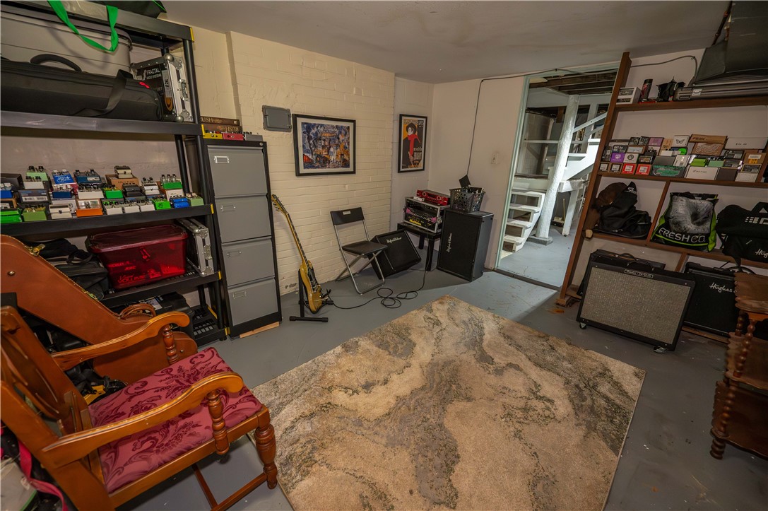 McKees Rocks, Pennsylvania 15136, United States, 2 Bedrooms Bedrooms, ,1 BathroomBathrooms,Residential,Active,78696