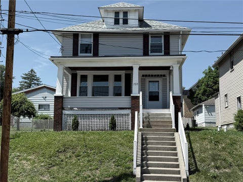 Photo of 733 Speer St, Belle Vernon, PA 15012 (MLS # 1758111)