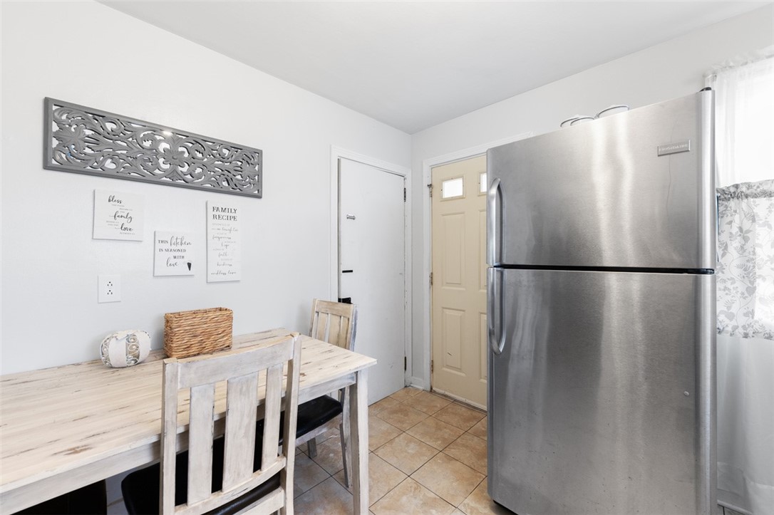 Latrobe, Pennsylvania 15650, United States, 2 Bedrooms Bedrooms, ,1 BathroomBathrooms,Residential,Active,228486