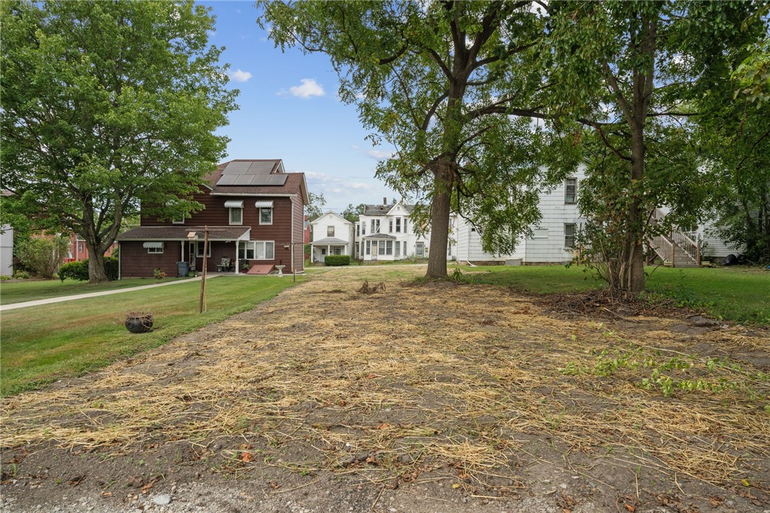 137 W Campbell St.