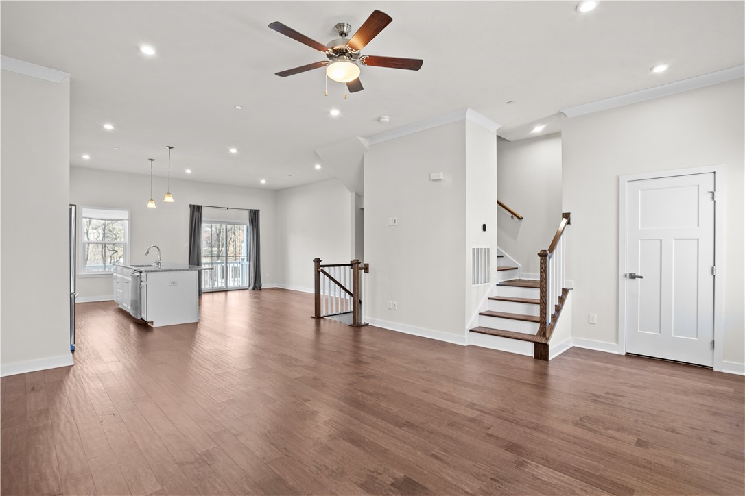 3037 Mahican Circle