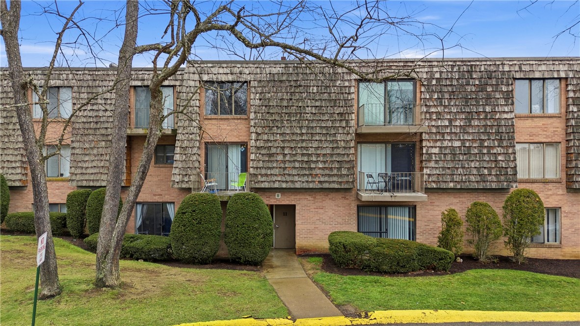 1115 Forest Green Dr