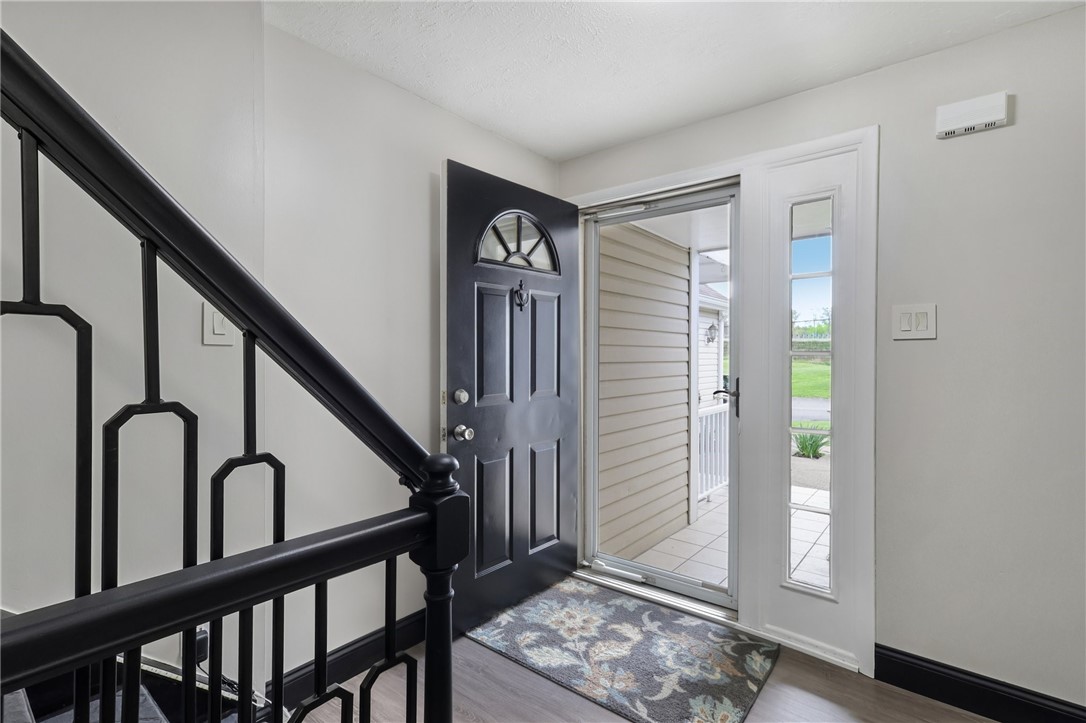 12 Pin Oak Ct