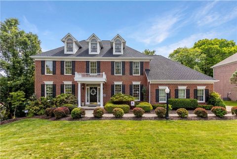 Photo of 1830 Liberty Way, Valencia, PA 16059 (MLS # 1758286)