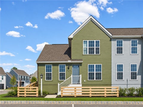Townhouse For Sale - 703 Bower Street St<br/> Cranberry Twp, PA 16066