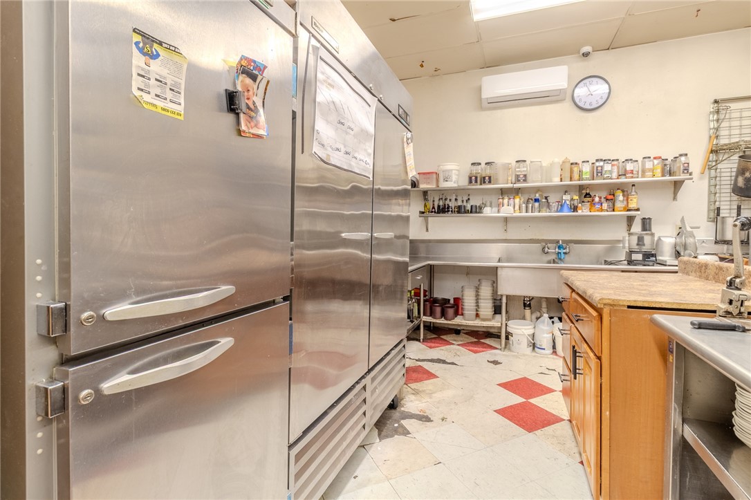 Wilmerding, Pennsylvania 15148, United States, ,Commercial,Active,252843