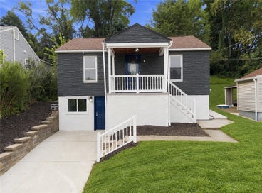 626 Hazel St West Mifflin PA 15122