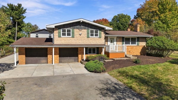 242 DOUGLASS RD, BEAVER FALLS, PA 15010 - Image 3b1ab65d40cb35eef48b6cb797236a19/2390701689