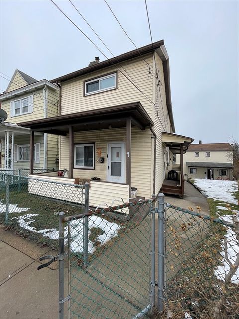 Photo of 316 E 16th Ave, Homestead, PA 15120 (MLS # 1745165)