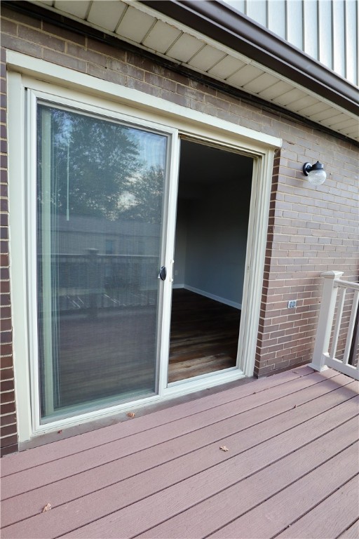 Canonsburg, Pennsylvania 15317, United States, 2 Bedrooms Bedrooms, ,2 BathroomsBathrooms,Residential,Active,82635