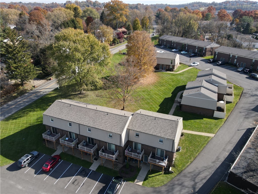 Canonsburg, Pennsylvania 15317, United States, 2 Bedrooms Bedrooms, ,2 BathroomsBathrooms,Residential,Active,82635