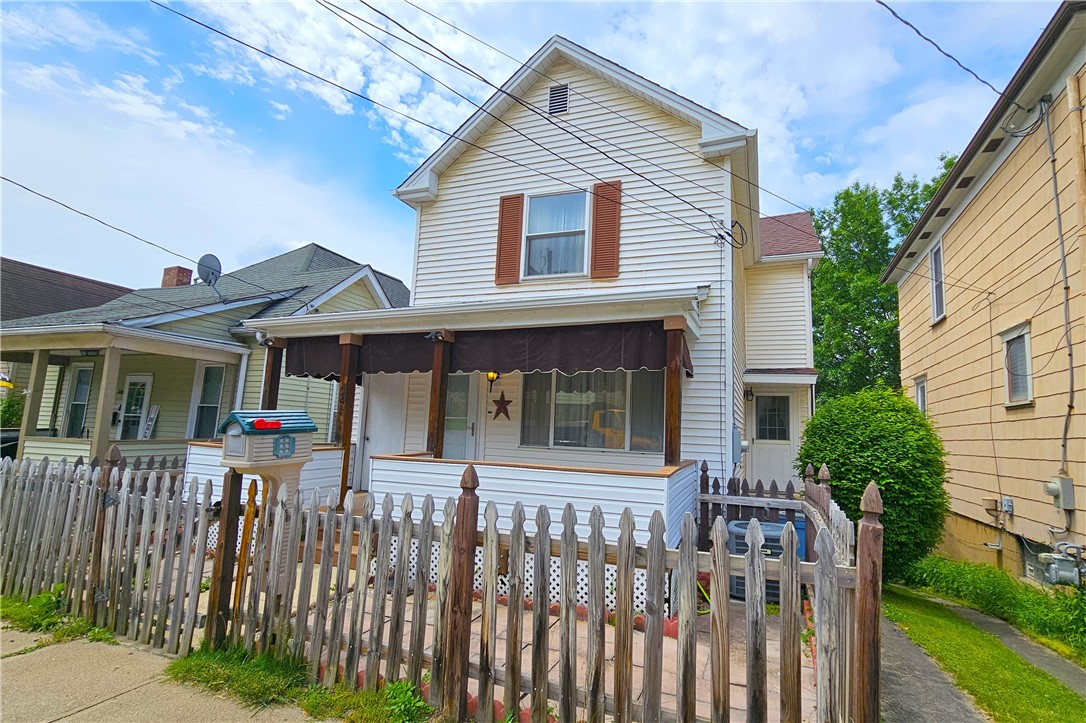 View City of Washington, PA 15301 house