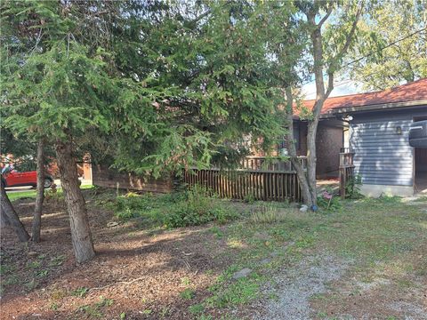Photo of 352 Third St, Smithton, PA 15479 (MLS # 1727216)