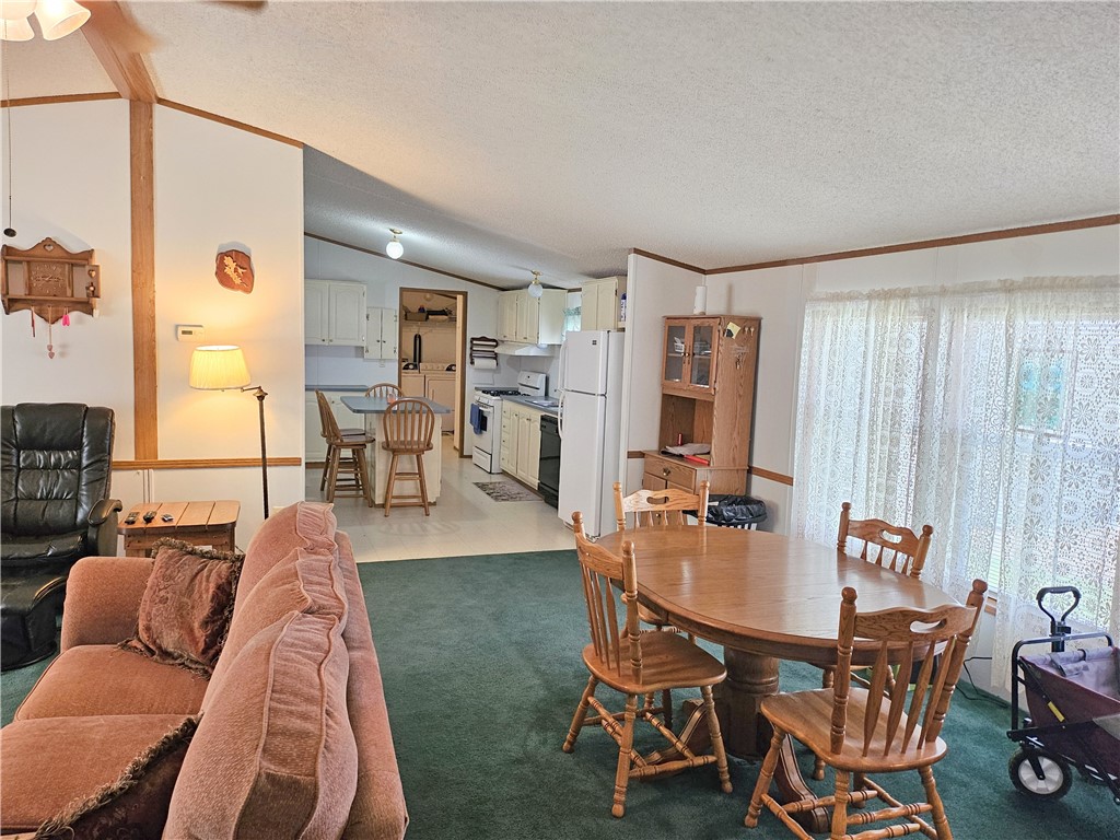 Center Twp - But, Pennsylvania 16001, United States, 3 Bedrooms Bedrooms, ,2 BathroomsBathrooms,Residential,Active,113114