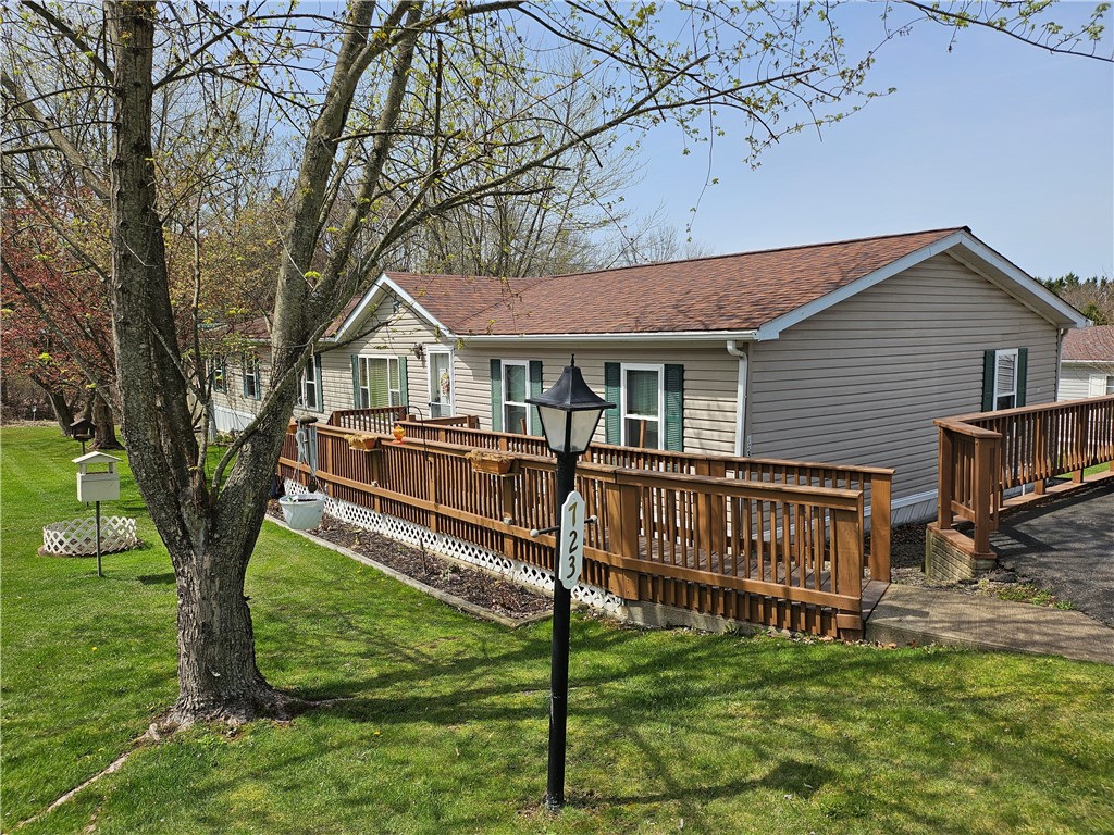 Center Twp - But, Pennsylvania 16001, United States, 3 Bedrooms Bedrooms, ,2 BathroomsBathrooms,Residential,Active,113114